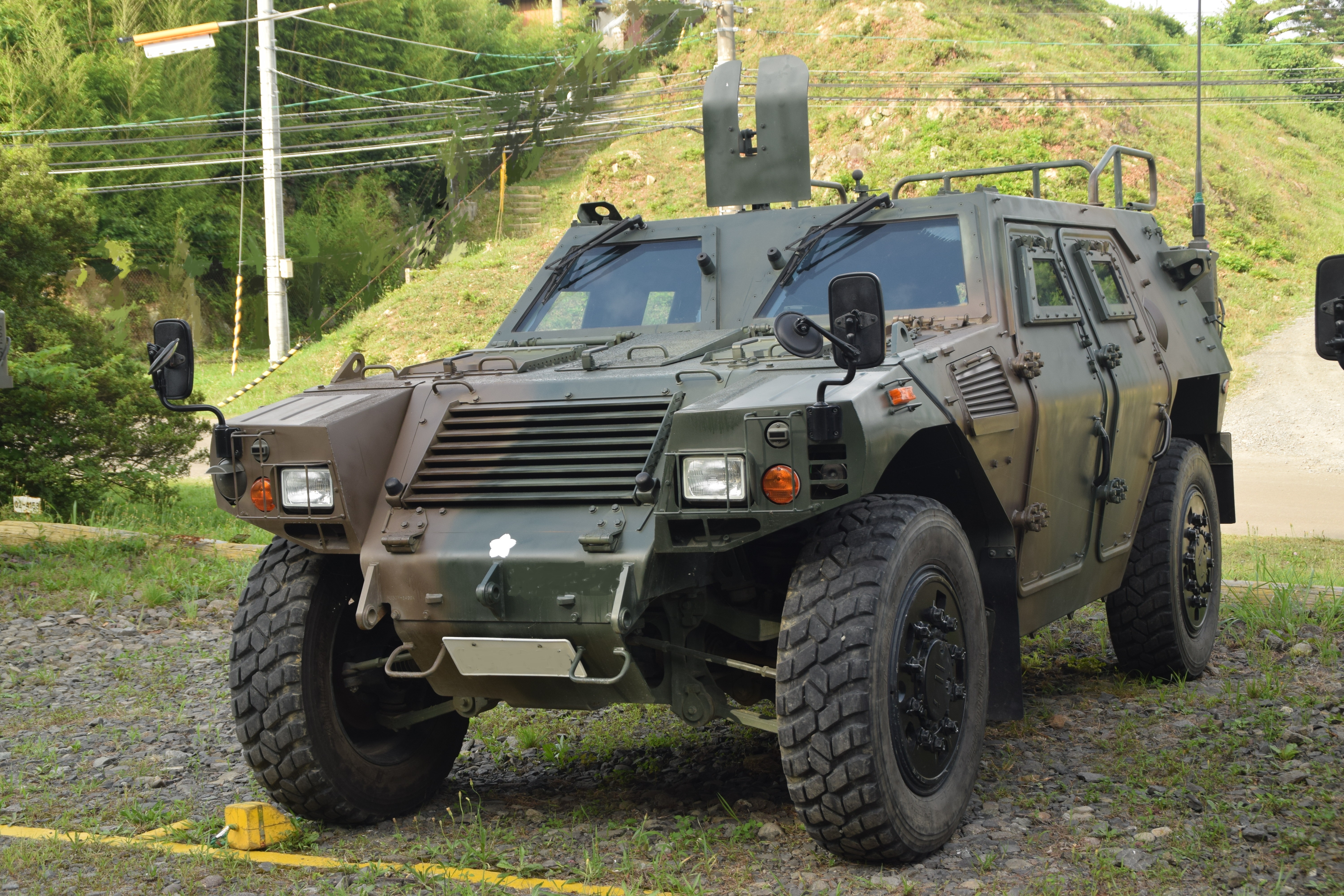 軽装甲機動車（LAV）