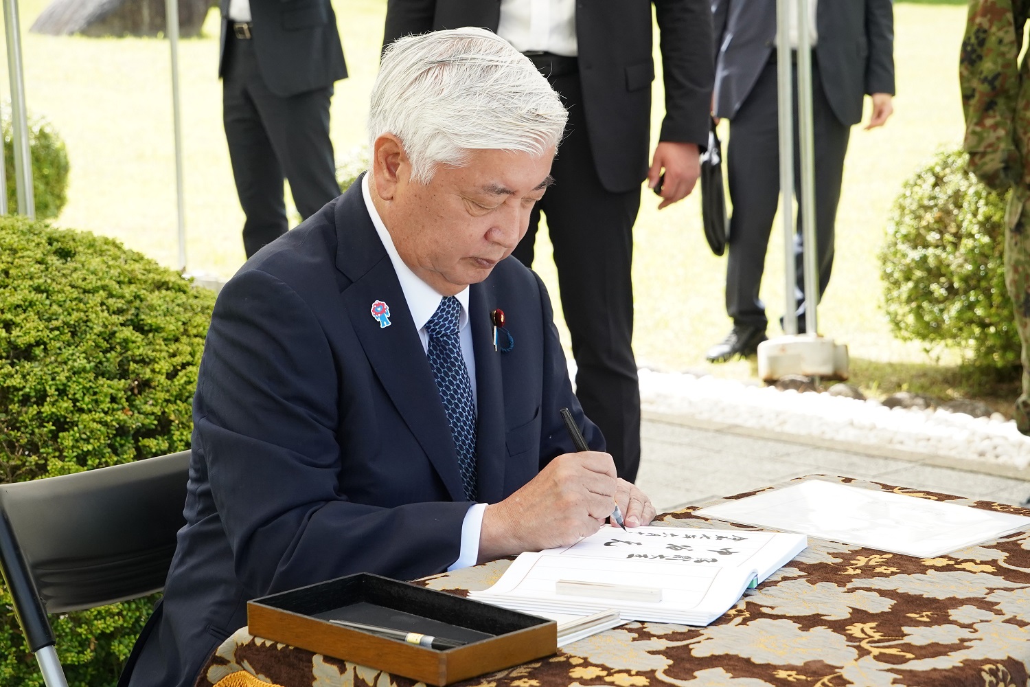 防衛大臣