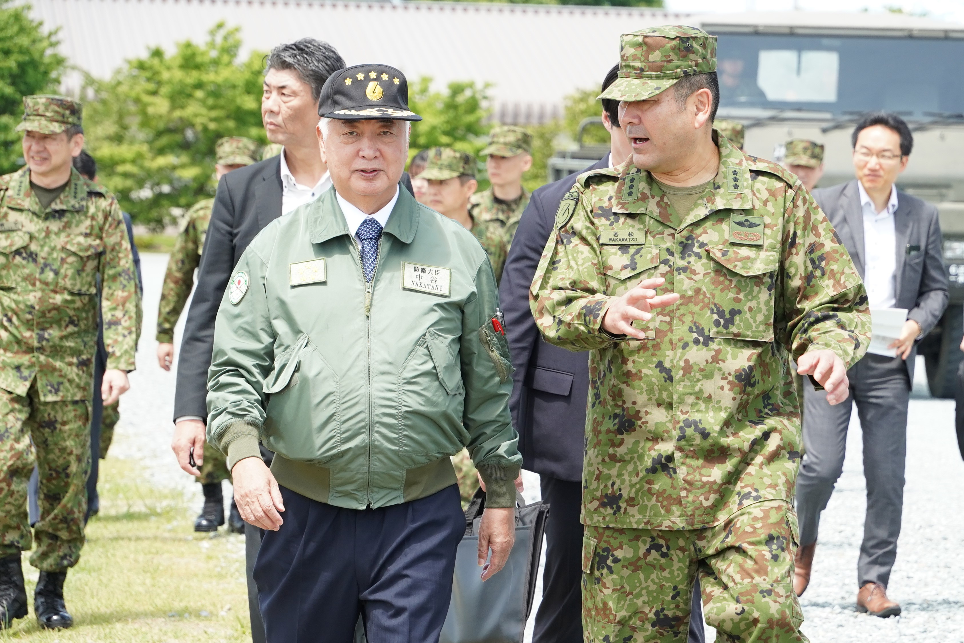 防衛大臣