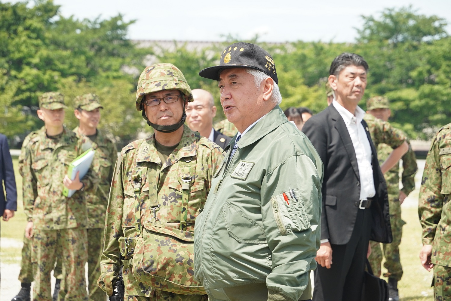 防衛大臣