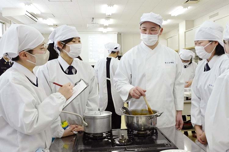 給養員の調理アドバイス