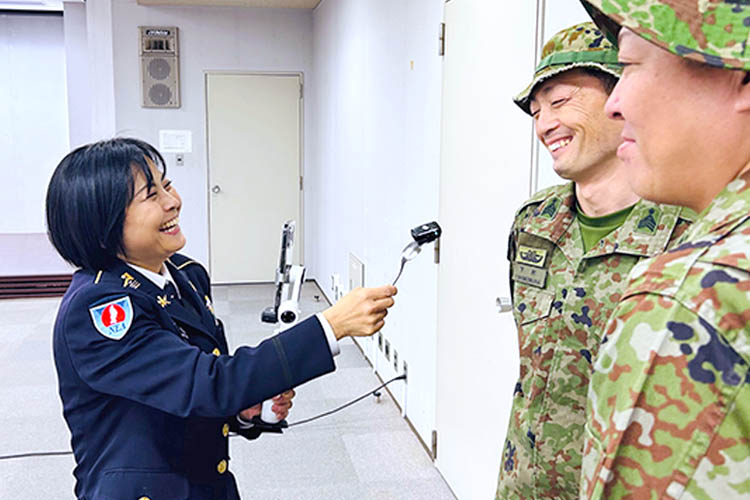 活躍する女性隊員の紹介｜みちのくWeb - 陸上自衛隊東北方面隊