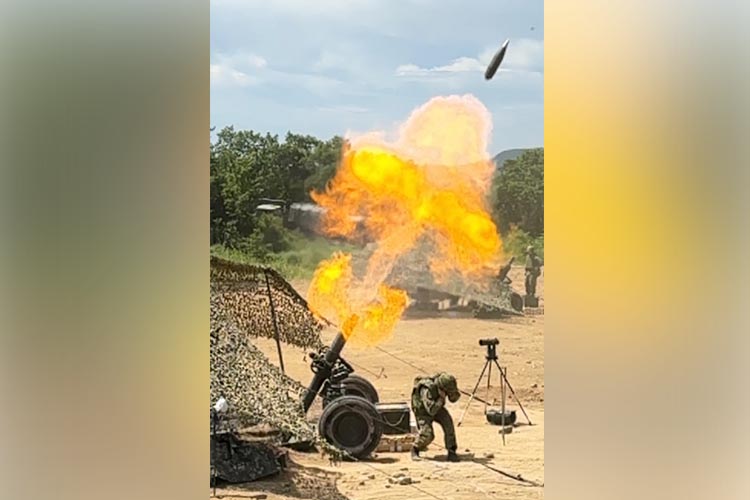 令和5年度第1次師団戦闘射撃訓練｜みちのくWeb - 陸上自衛隊