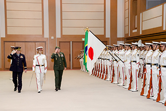 ブラジル陸軍司令官エヂソン レアウ プジョウ大将による陸上幕僚監部訪問 ブラジル陸軍司令官エヂソン レアウ プジョウ大将による陸上幕僚監部訪問