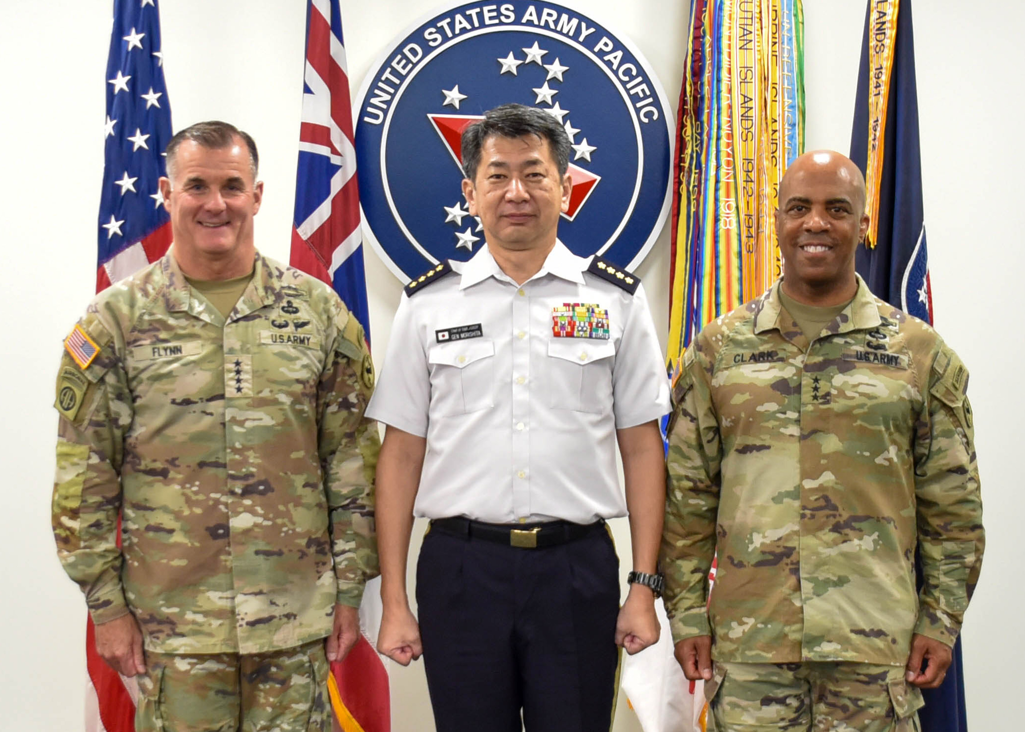 特大　米中央軍司令官（大将）チャレンジ 森下陸幕長と米太平洋陸軍司令官等との懇談について