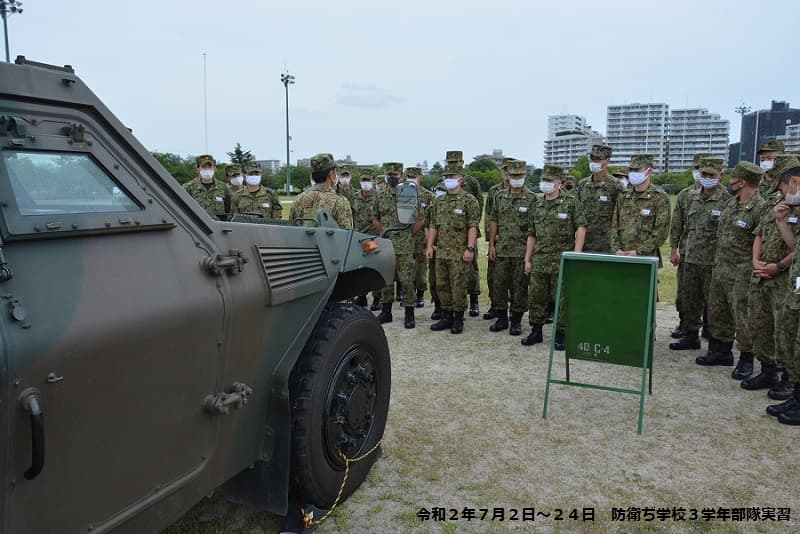 第４偵察戦闘大隊による軽装甲機動車の説明