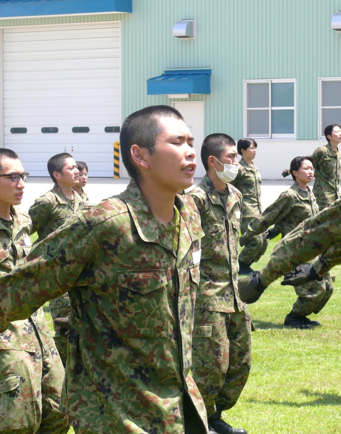 先輩たちの声 自衛官募集サイト 西部方面隊