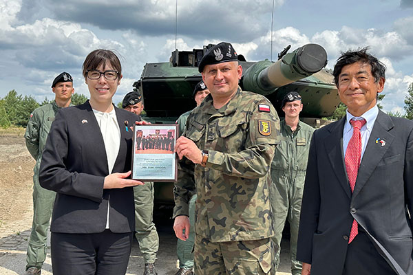 防衛省・自衛隊：小野田防衛大臣政務官のポーランド共和国及び