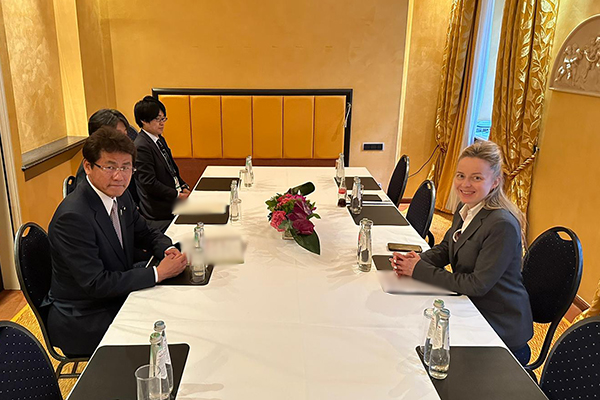 トゥチュクテ・リトアニア国防副大臣への表敬