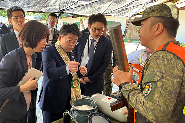 部隊視察