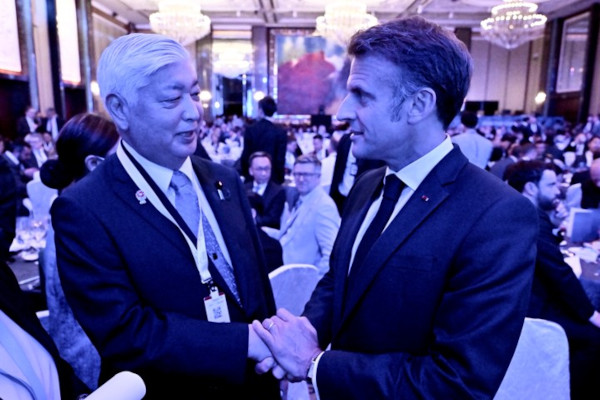 マクロン・フランス大統領との面会