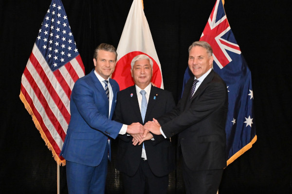 日米豪防衛相会談に参加した各大臣