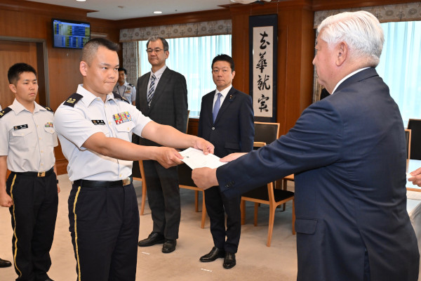 防衛大臣 中谷元