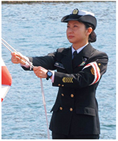 幅広い職域で活躍する女性自衛官1
