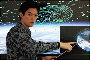 第1宇宙作戦隊での勤務風景