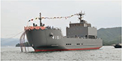 海上輸送群の輸送艦「にほんばれ」（進水時の様子 2024年10月)