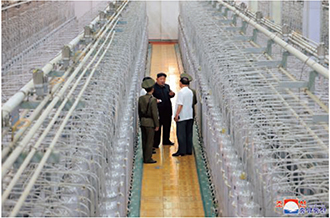 金正恩委員長による「核物質生産基地」現地指導の発表時に公開された画像【朝鮮通信=時事】