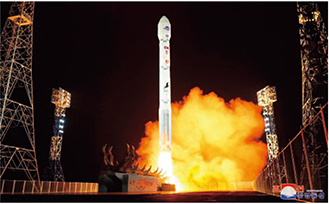 「軍事偵察衛星」発射時に北朝鮮が公表した画像【朝鮮通信=時事】
