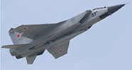 「キンジャル」を装備したMiG-31戦闘機【EPA=時事】