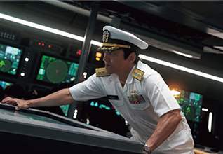 撮影協力の様子(Prime Original映画『沈黙の艦隊 北極海大海戦』)©2025-2026 Amazon Content Services LLC OR ITS AFFILIATES.©かわぐちかいじ/講談社