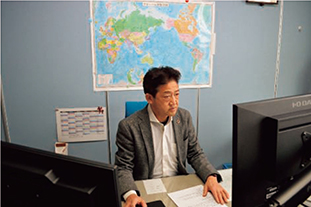 成田　和博氏