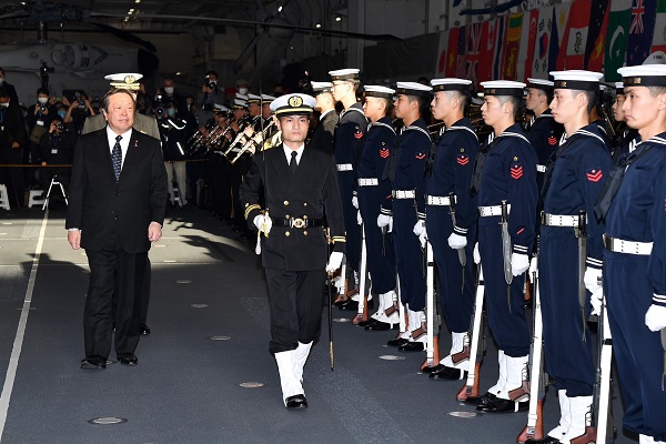 令和４年度国際観艦式