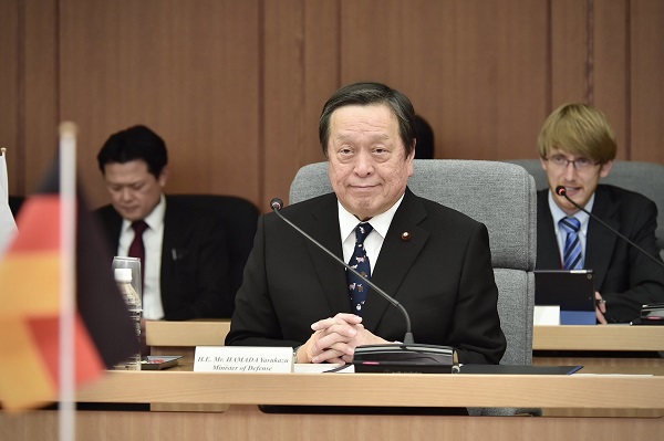 日独防衛相会談