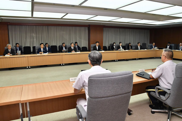 防衛力抜本的強化実現推進本部会議の開催