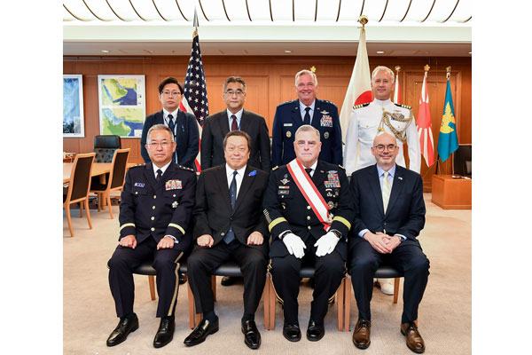 ミリー米統合参謀本部議長の浜田大臣表敬