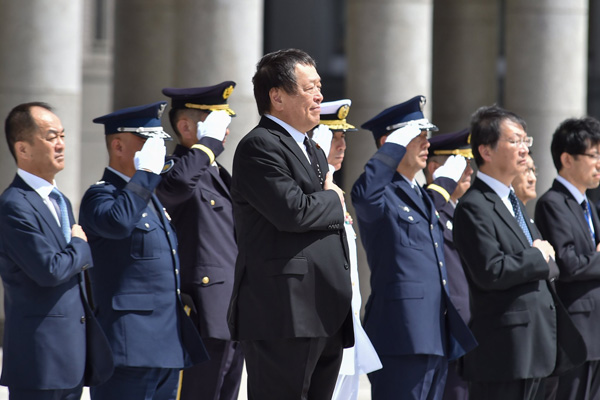 浜田前防衛大臣の離任