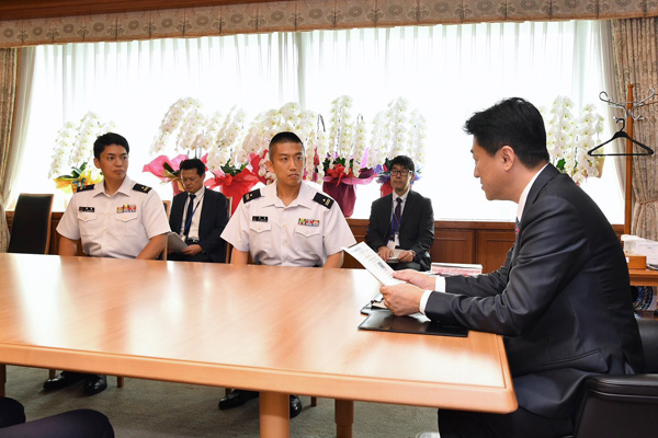 国連南スーダン共和国ミッション（UNMISS）派遣隊員による大臣への帰国報告
