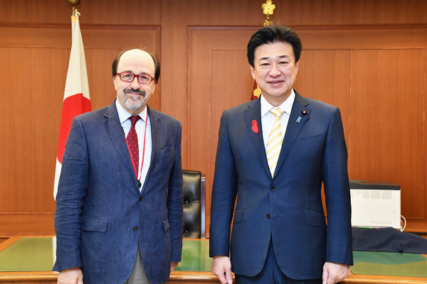 国際戦略研究所ビル・エモット理事長による木原防衛大臣表敬