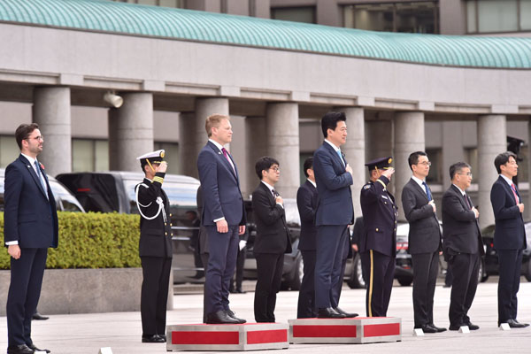 日英防衛相会談