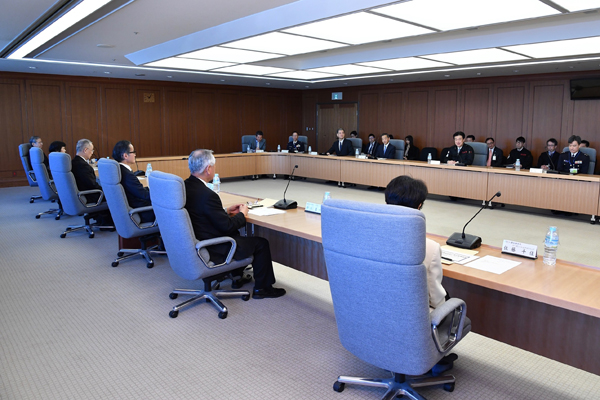 防衛省・自衛隊の人的基盤の強化に関する有識者検討会（第７回）