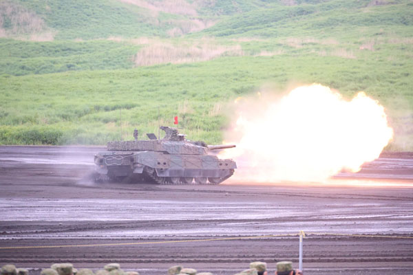 令和６年度陸上自衛隊富士総合火力演習の視察