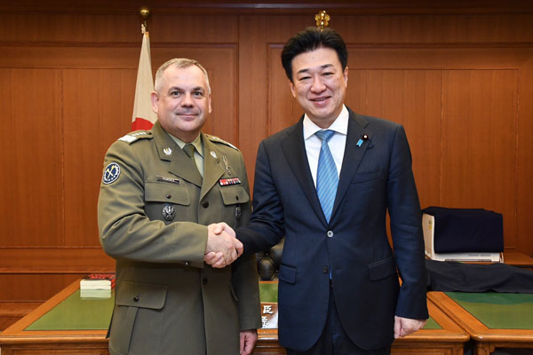 ククワ・ポーランド軍参謀総長による木原防衛大臣表敬