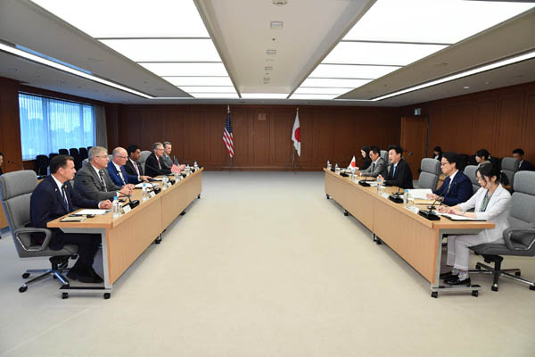 米下院中国特別委員会による木原防衛大臣表敬