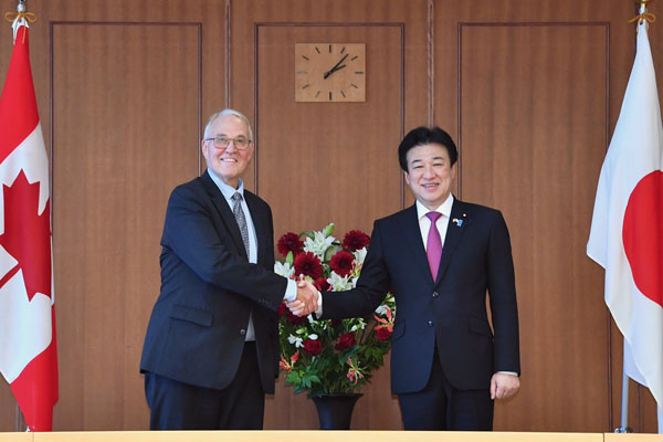 日加防衛相会談