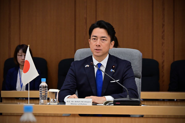 日ギリシャ防衛相会談