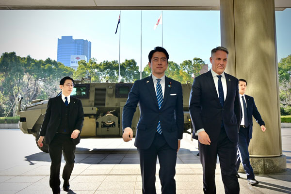 日豪防衛相会談