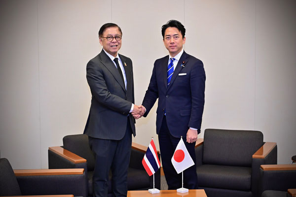 タイ王国外務大臣による小泉大臣表敬