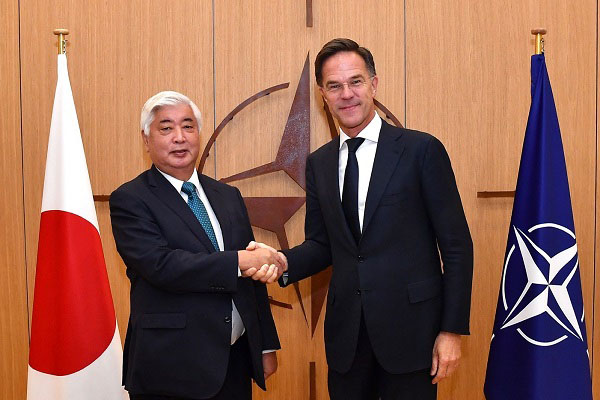ＮＡＴＯ国防相会合出席及び各国国防大臣との会談等