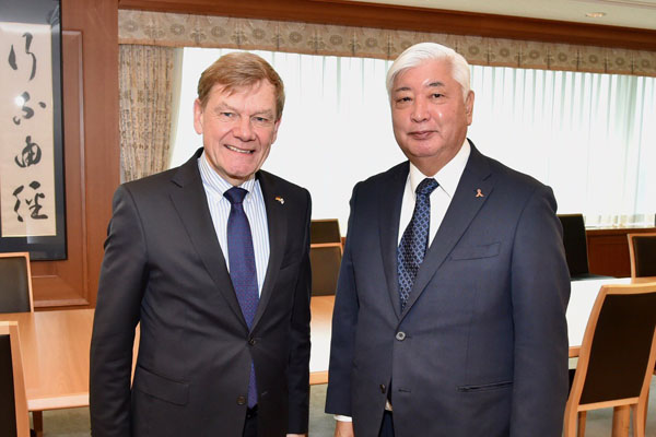 ヴァーデフール・ドイツ連邦議会キリスト教民主・社会同盟（CDU/CSU）会派副院内総務による表敬