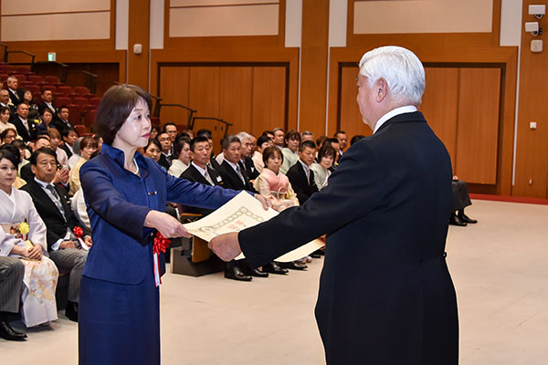 第４３回危険業務従事者叙勲勲章伝達式