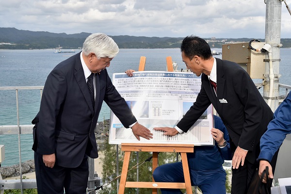 普天間飛行場代替施設建設事業の工事現場の視察