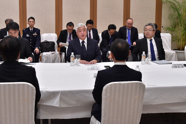 基地関連市町村長との面談