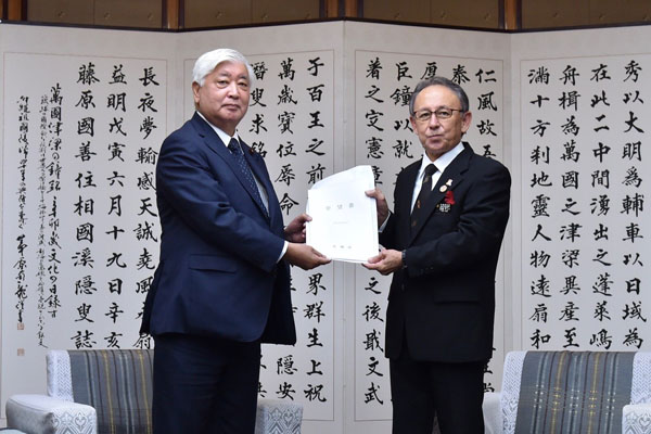 玉城沖縄県知事との面談