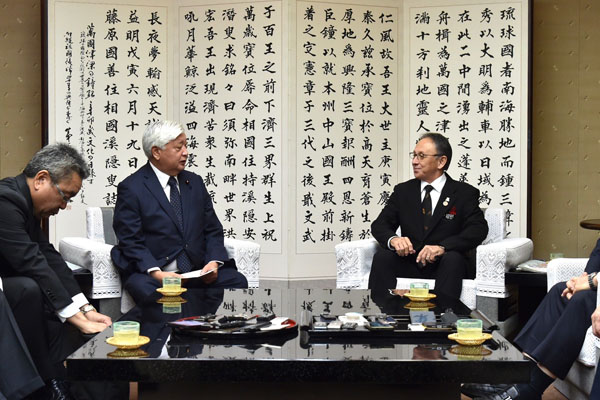 玉城沖縄県知事との面談