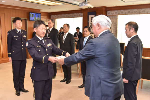 辞令交付