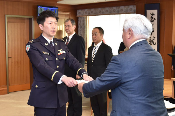 辞令交付